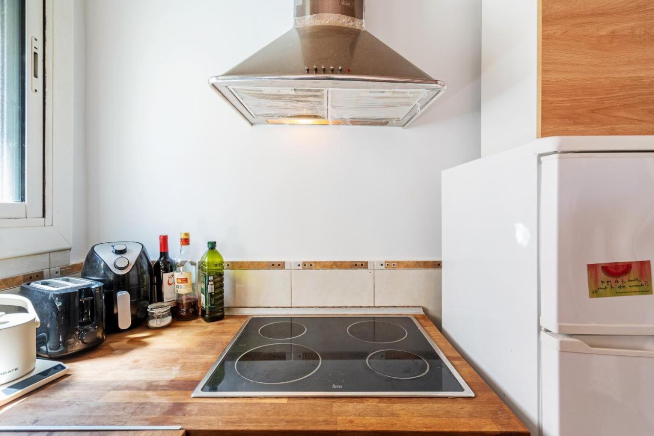 Beachside Bliss Charming 1-bedroom, Barceloneta Barcelone